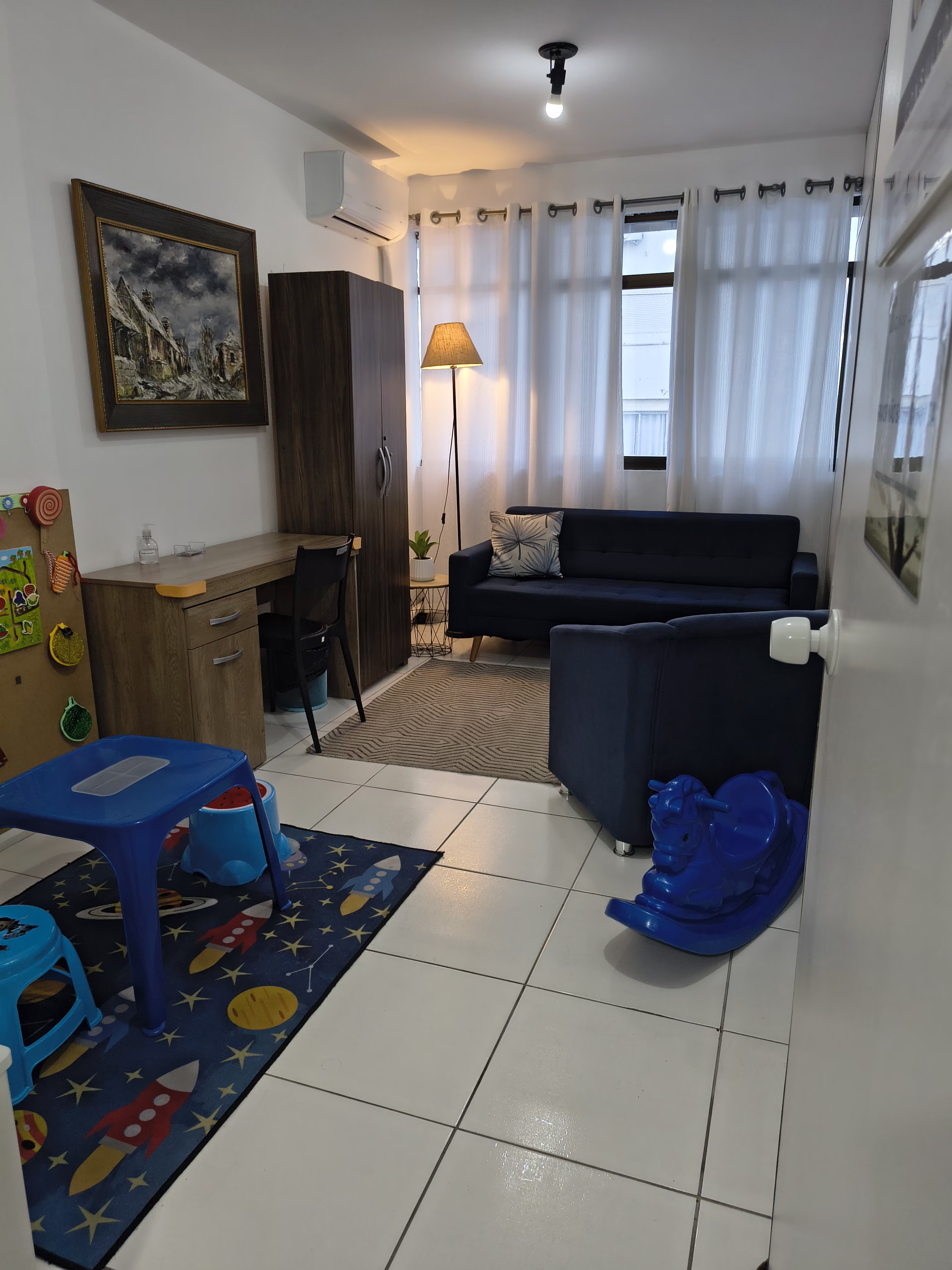 Sala 204 — Consultório 1